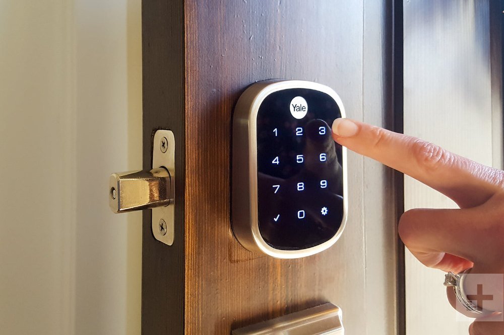 yale-smart-door-lock-system